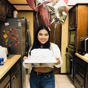 Meet your Posher, Christina